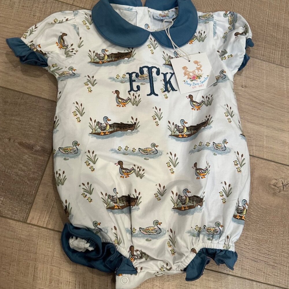 BUSY BEES SMOCKS GIRLS DUCKING HUNTING OUTFIT 12 MONTH NEW EKT